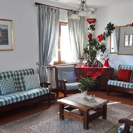 فندق Piccolo بورمْيو