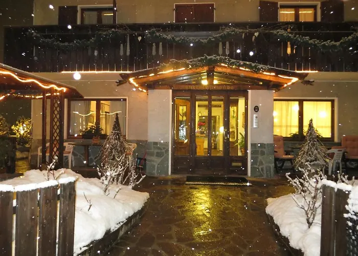 Hotell Piccolo 2*